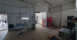 Ampio locale commerciale in affitto a Torino